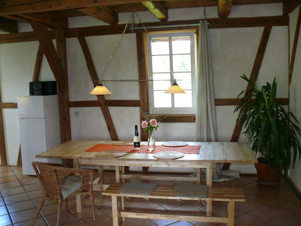Alte Wassermuehle Salem  Rum bild